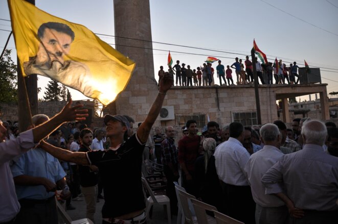 Rassemblement près d'Afrin lors de la formation du Haut comité kurde. Septembre 2012 © Pierre Puchot